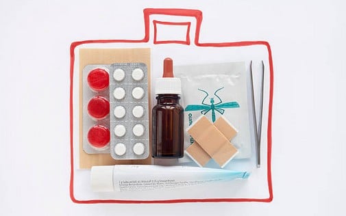 trousse-medicament-voyage